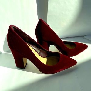 Saks 5th Ave Dark Red/Burgundy 3.5 Heel Size 8.5 NWT